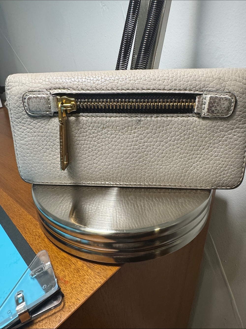Marc Jacobs Cream Textured Leather Zip Wallet with Gold Hardware